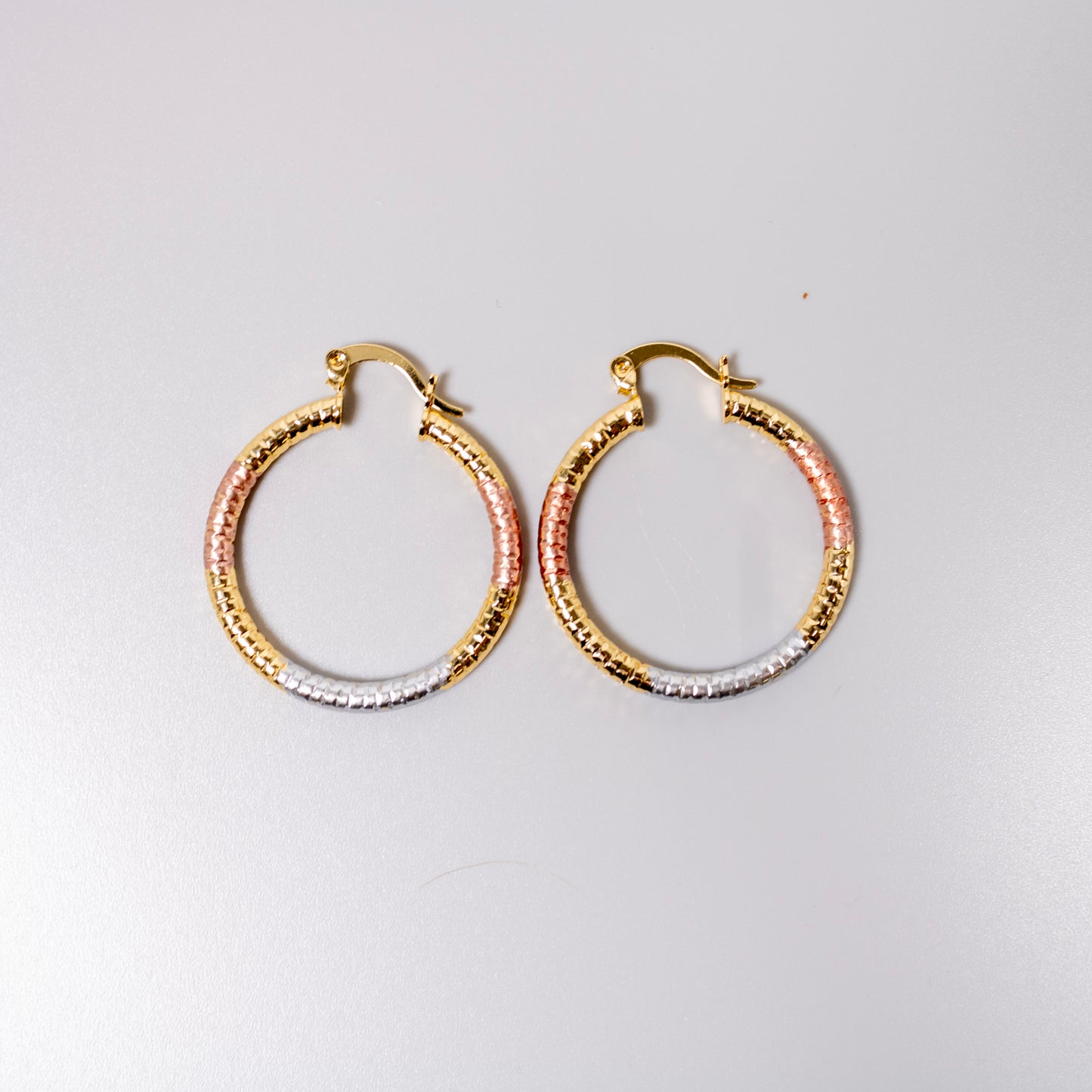 MULTICOLOR HOOP EARRING